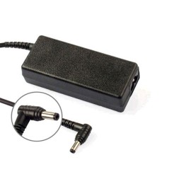 Cargador universal para router / LCD / portatil 12v 5a 5.5x2.5 / M-139