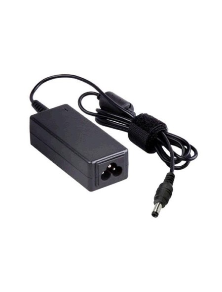 Cargador universal para router / LCD / portatil 12v 2a 5.5x2.5 / 9082